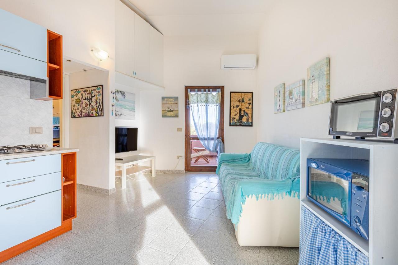 Trilocale A 200 Mt Dal Centro Apartamento San Teodoro  Exterior foto